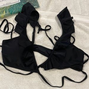 CUPSHE Black ruffle trim wrap tie bikini top. Size M. Never worn.